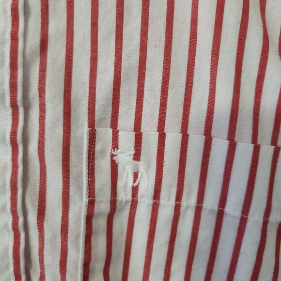 Abercrombie & Fitch Striped Poplin Casual Button Down Shirt, Muscle Fit - Picture 3 of 6